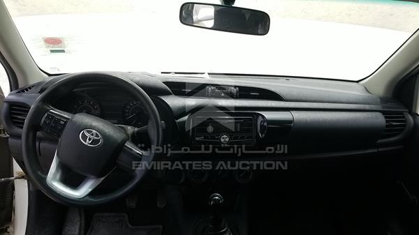 Photo 13 VIN: MR0CX8CD4J0693101 - TOYOTA HILUX 