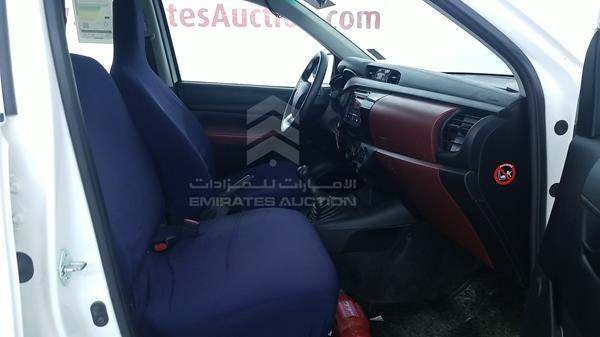 Photo 28 VIN: MR0CX9CD9L4035761 - TOYOTA HILUX 