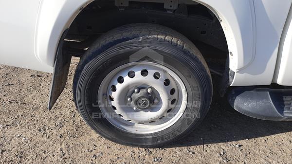 Photo 31 VIN: MR0DX8CD1H0400530 - TOYOTA HILUX 