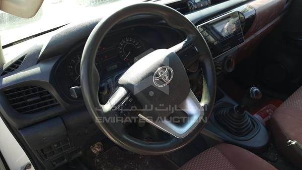 Photo 13 VIN: MR0DX8CD1H0590314 - TOYOTA HILUX 