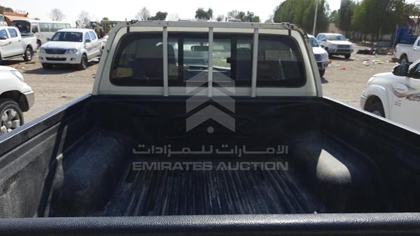 Photo 21 VIN: MR0DX8CD7H0400788 - TOYOTA HILUX 