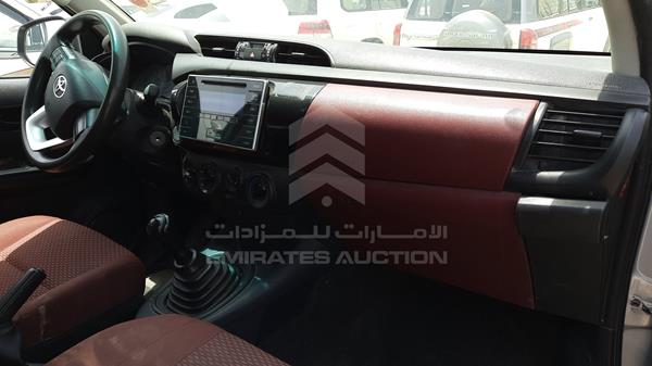 Photo 25 VIN: MR0DX8CD9H0400257 - TOYOTA HILUX 