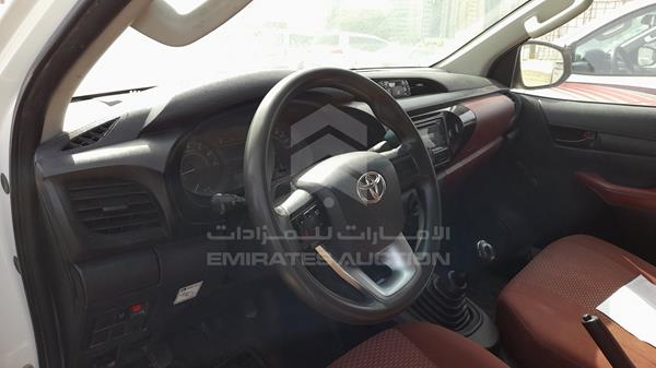 Photo 10 VIN: MR0DX8CD9J0402645 - TOYOTA HILUX 