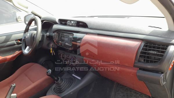 Photo 24 VIN: MR0DX8CD9J0402645 - TOYOTA HILUX 