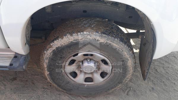 Photo 32 VIN: MR0FX22G6B1325729 - TOYOTA HILUX 