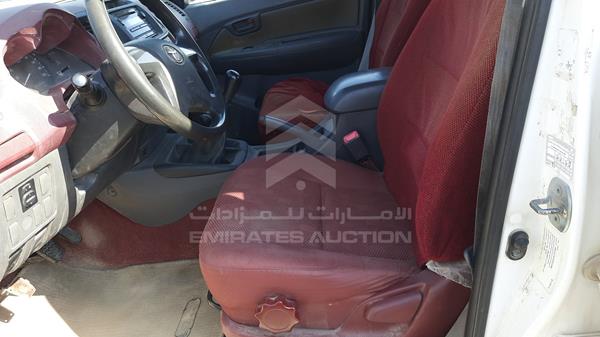 Photo 12 VIN: MR0FX22G7D1371833 - TOYOTA HILUX 