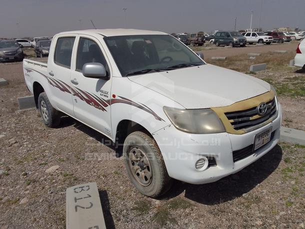 Photo 33 VIN: MR0FX22G8E1403027 - TOYOTA HILUX 