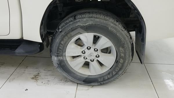 Photo 34 VIN: MR0HX8CD6H1370002 - TOYOTA HILUX 