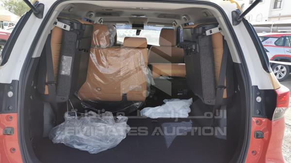 Photo 11 VIN: MR1DX8FS3H0008901 - TOYOTA FORTUNER 