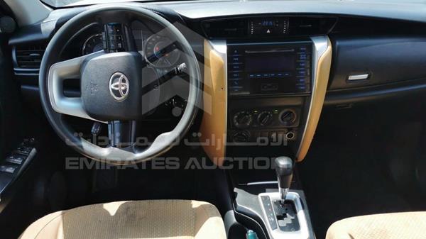 Photo 12 VIN: MR1DX8FS3H0009045 - TOYOTA FORTUNER 