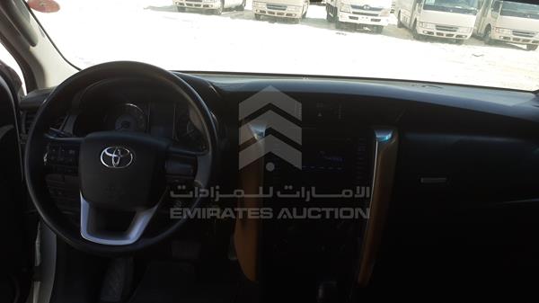 Photo 16 VIN: MR1DX8FS5H0008513 - TOYOTA FORTUNER 