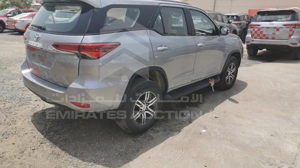 Photo 6 VIN: MR1DX8FS6H0009086 - TOYOTA FORTUNER 