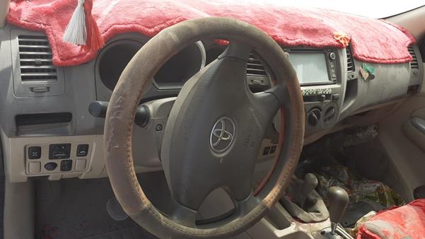 Photo 11 VIN: MR1YU59G660006394 - TOYOTA FORTUNER 