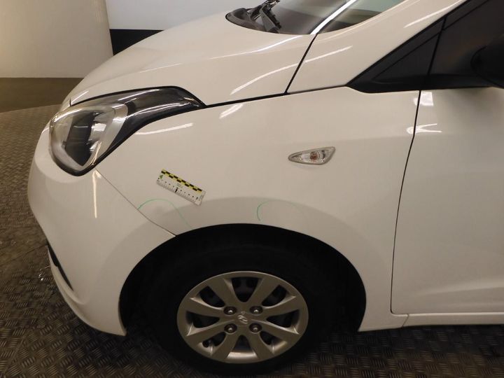 Photo 13 VIN: NLHA751AAGZ192344 - HYUNDAI I10 