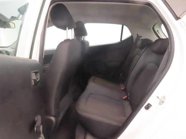 Photo 6 VIN: NLHA751AAHZ294890 - HYUNDAI I10 