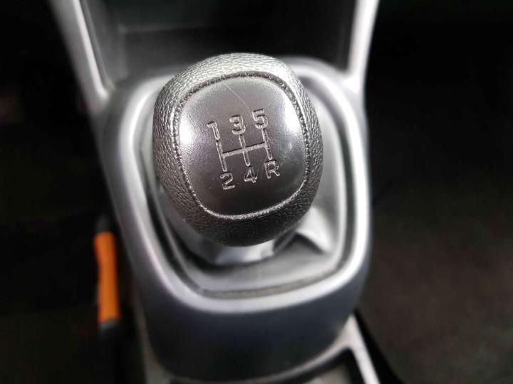 Photo 13 VIN: NLHA751AAHZ332454 - HYUNDAI I10 