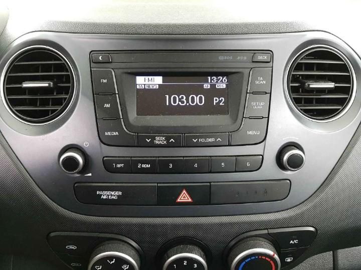 Photo 15 VIN: NLHA751AAHZ332454 - HYUNDAI I10 