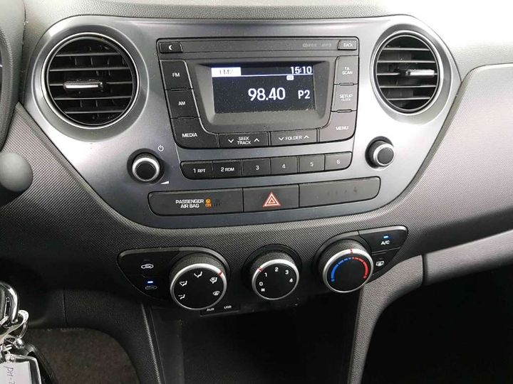 Photo 9 VIN: NLHA751AAJZ365811 - HYUNDAI I10 