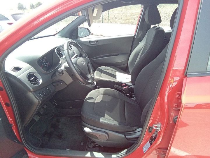 Photo 3 VIN: NLHA751AAKZ505580 - HYUNDAI I10 