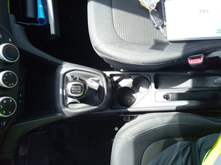 Photo 7 VIN: NLHA751AAKZ505580 - HYUNDAI I10 