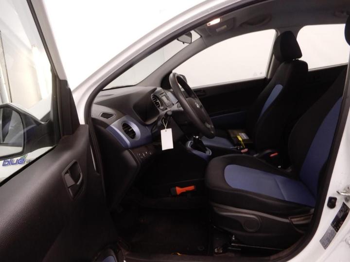 Photo 11 VIN: NLHA851AAFZ107684 - HYUNDAI I10 