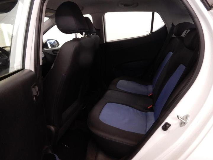 Photo 12 VIN: NLHA851AAFZ107684 - HYUNDAI I10 