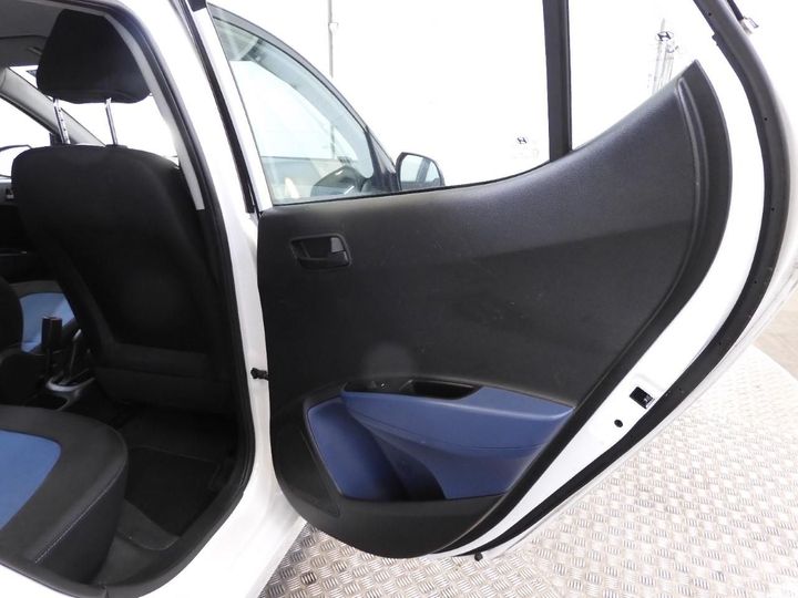 Photo 21 VIN: NLHA851AAFZ109907 - HYUNDAI I10 