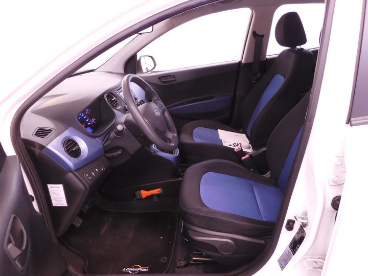 Photo 11 VIN: NLHA851AAFZ110929 - HYUNDAI I10 