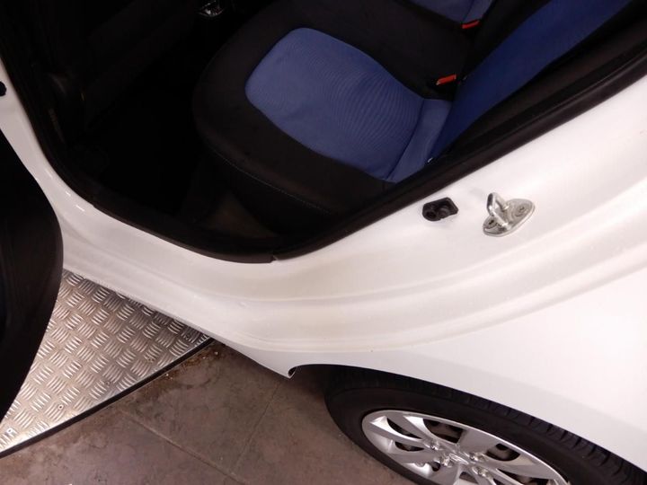 Photo 16 VIN: NLHA851AAFZ111546 - HYUNDAI I10 