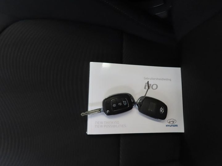 Photo 12 VIN: NLHA851AAHZ331327 - HYUNDAI I10 