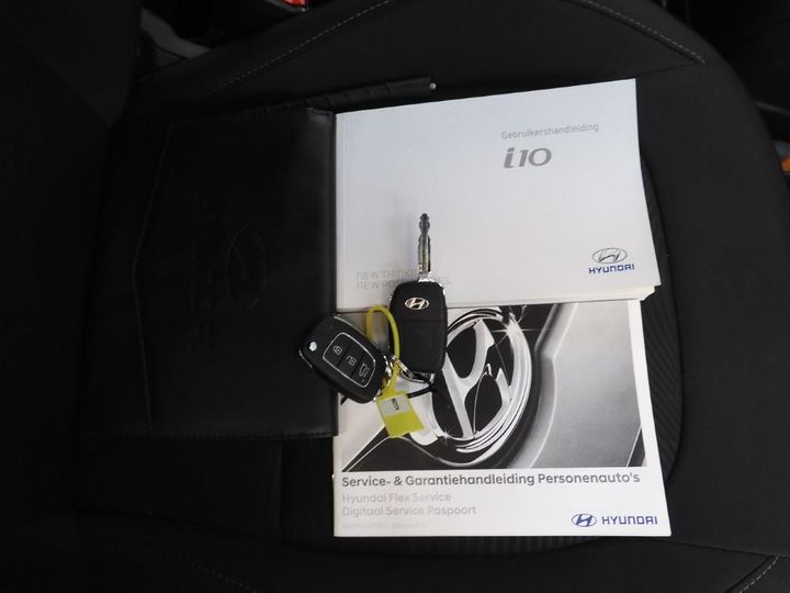 Photo 9 VIN: NLHA851AAJZ373912 - HYUNDAI I10 