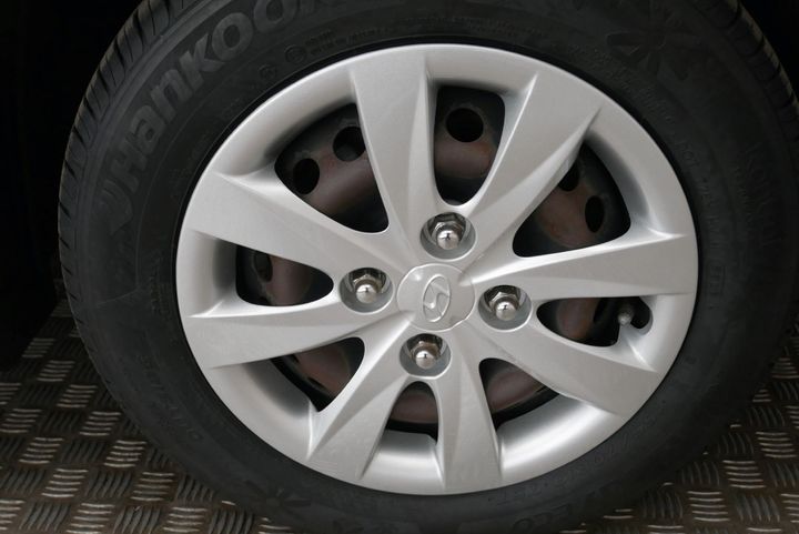 Photo 13 VIN: NLHA851AAJZ379797 - HYUNDAI I10 