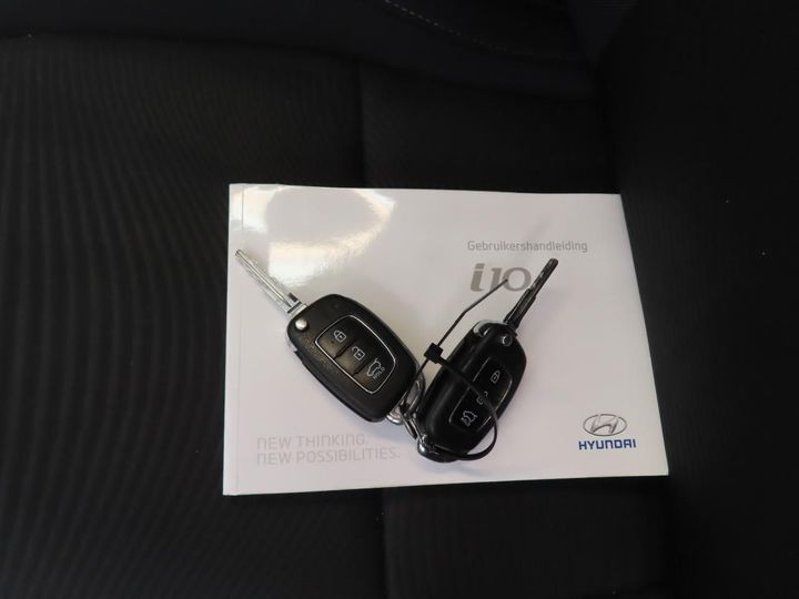 Photo 12 VIN: NLHA851AAJZ384752 - HYUNDAI I10 