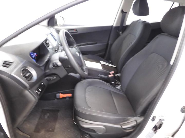 Photo 5 VIN: NLHA851AAJZ397995 - HYUNDAI I10 