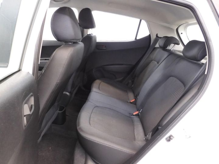 Photo 6 VIN: NLHA851AAJZ397995 - HYUNDAI I10 