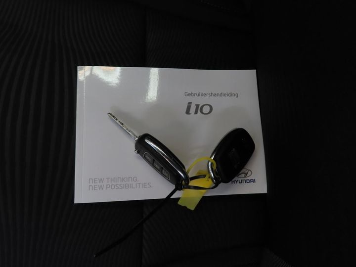 Photo 4 VIN: NLHA851AAJZ404142 - HYUNDAI I10 