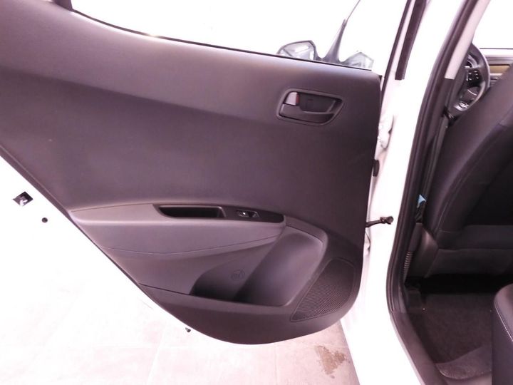 Photo 15 VIN: NLHA851AAJZ431766 - HYUNDAI I10 