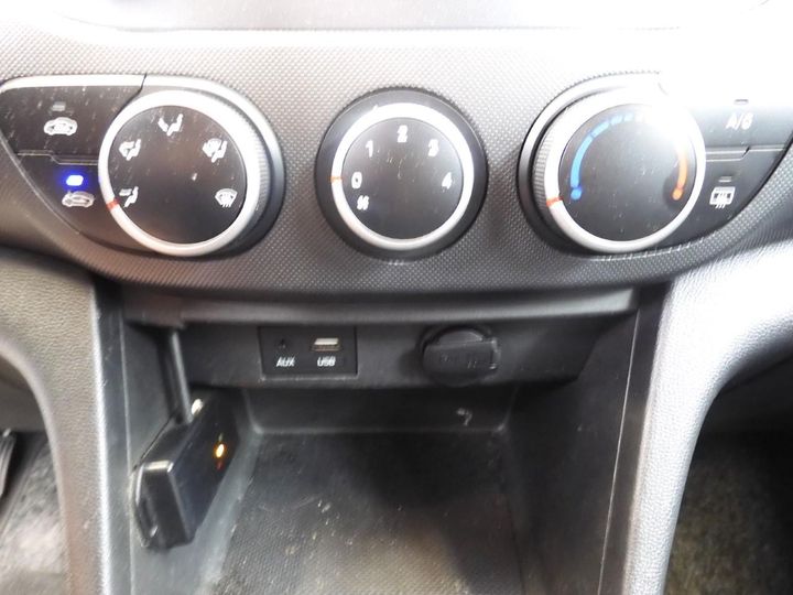 Photo 9 VIN: NLHA851AAJZ437914 - HYUNDAI I10 