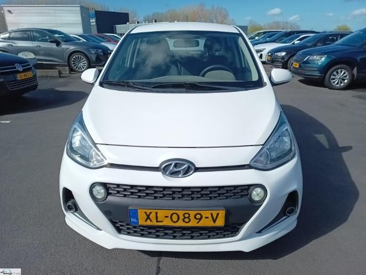 Photo 9 VIN: NLHA851AAKZ502895 - HYUNDAI I10 