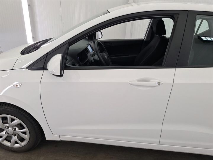 Photo 15 VIN: NLHA851AAKZ503513 - HYUNDAI I10 