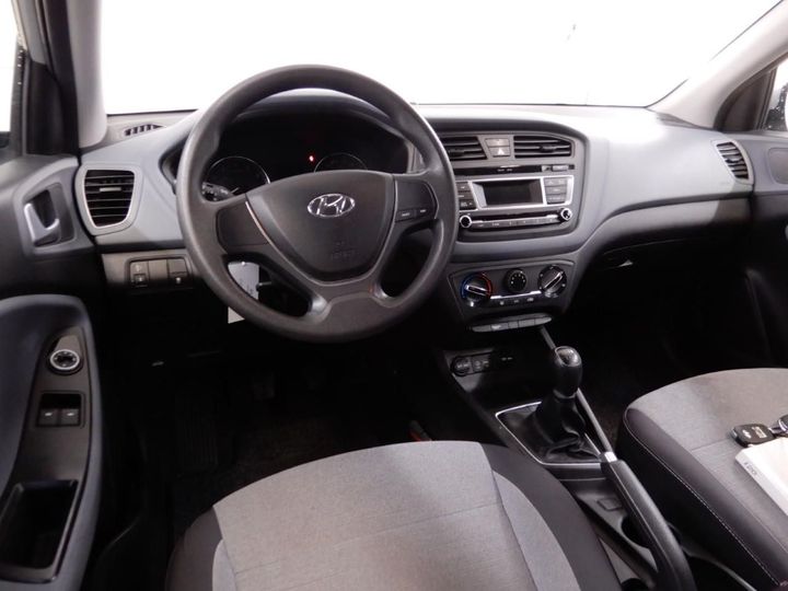 Photo 9 VIN: NLHB251BAGZ070897 - HYUNDAI I20 