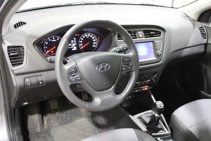 Photo 8 VIN: NLHB251BAKZ543057 - HYUNDAI I20 HATCHBACK 