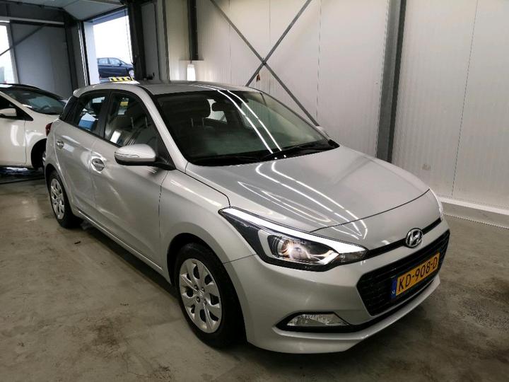 Photo 2 VIN: NLHB351AAGZ193384 - HYUNDAI I20 