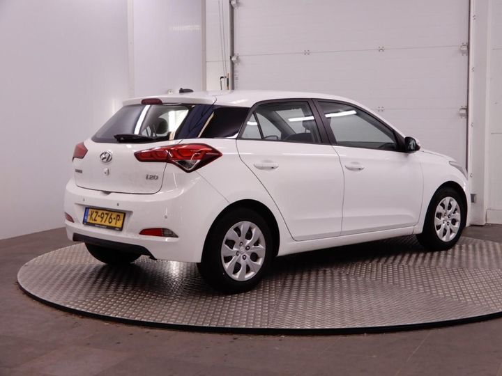 Photo 8 VIN: NLHB351AAHZ200394 - HYUNDAI I20 