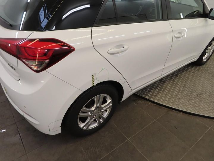 Photo 21 VIN: NLHB351AAHZ243354 - HYUNDAI I20 