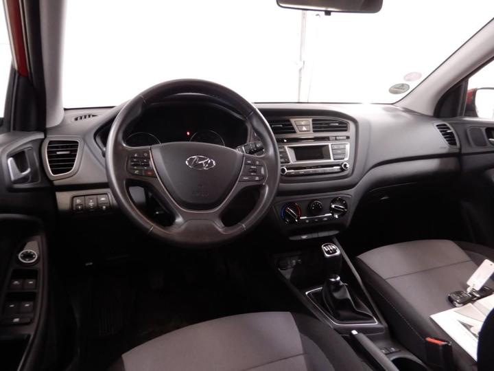 Photo 9 VIN: NLHB351AAHZ246604 - HYUNDAI I20 