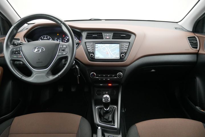 Photo 8 VIN: NLHB351AAHZ248025 - HYUNDAI I20 