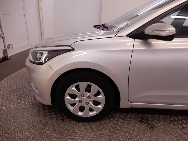 Photo 13 VIN: NLHB351AAHZ249728 - HYUNDAI I20 