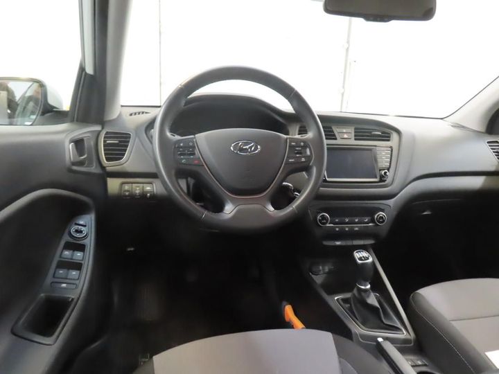 Photo 7 VIN: NLHB351AAJZ333985 - HYUNDAI I20 