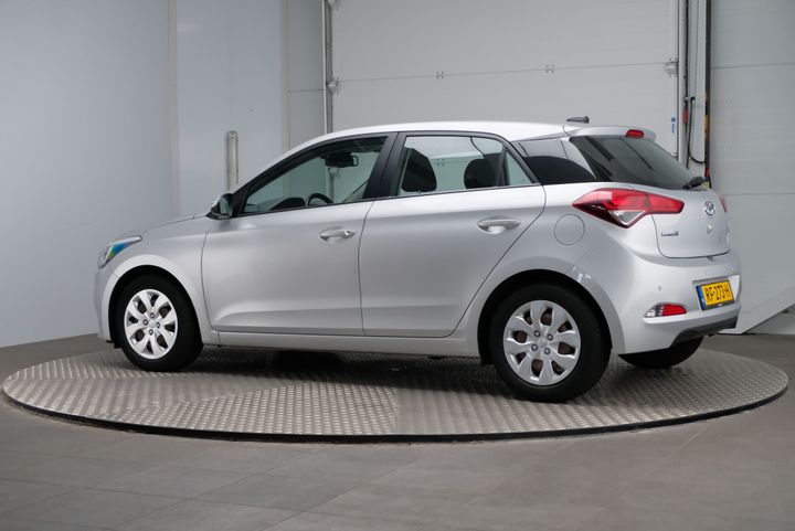 Photo 2 VIN: NLHB351AAJZ361443 - HYUNDAI I20 